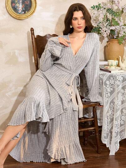 女式纯色罗纹喇叭袖荷叶边下摆优雅长袍休闲连衣裙，秋季