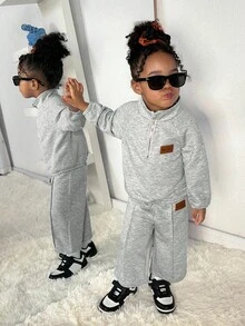 SHEIN Bộ áo nỉ cổ tròn in chữ màu xám và quần cạp chun cho bé gái, Thu/Đông - Xám - Xem 3