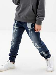 Tween Boy Fashion Stone Washed High Waist Ripped Slant Pocket Jeans With Artistic Print - Medium Wash - View 6