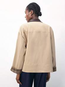 Maija 卡其色皮革领格子拼接袖时尚女式夹克，休闲百搭；棕色印花休闲衫，适合秋冬季派对、感恩节、万圣节等场合；女士衬衫式上衣，舒适保暖，适合秋冬季和圣诞节等场合。 - 彩色 - 查看 6