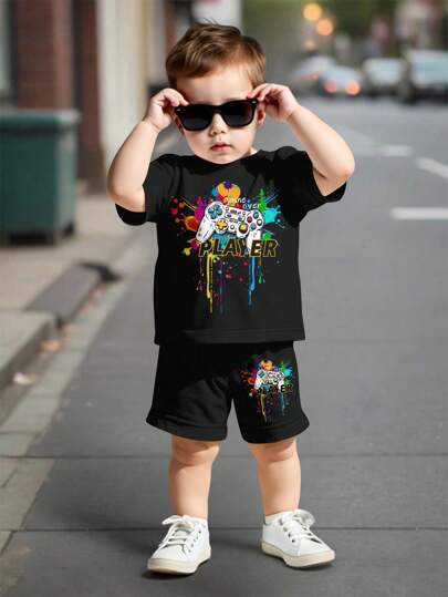 2pcs/Set Young Boys' Casual Fashionable Cool Graffiti Splash Effect, Game Controller Graphic, "PLAYER" Text Print Short Sleeve T-Shirt And Shorts Set, Suitable For Summer