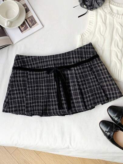 SHEIN EZwear Plus Size Plaid Low Waist Pleated Skirt, Autumn/Winter