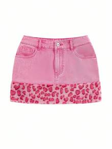 Y2Kool Marina Oliveira Minifalda casual de mujer con parches de mezclilla lavada en rosa, piel sintética y estampado de leopardo en estilo Y2K, adecuada para otoño/invierno, vacaciones, fiestas y uso diario. Idea de combinación: falda de mezclilla rosa, estampado de guepardo rosa, estampado de leopardo rosa. Colección de ropa de estilo nueva para Año Nuevo