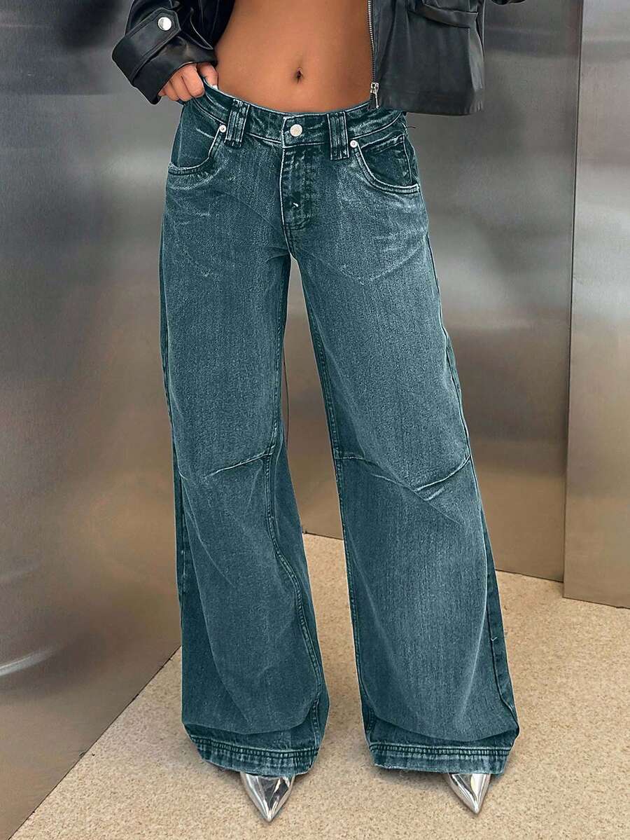 Jeans a vita bassa e gamba ampia con lavaggio speciale RueChic