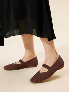 Ressula Women's Fashionable Flat Casual Shoes - Brown - View 3