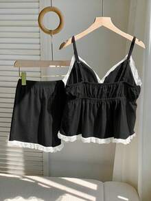 SHEIN EZwear Bộ đồ nữ cỡ lớn gồm áo hai dây và quần short ren phối màu đen. - màu đen - Xem 2