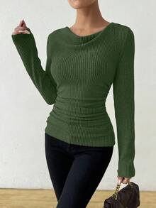 RosyDaze 复古不对称垂坠领口纹理褶饰修身长袖 T 恤橄榄绿罗纹上衣深绿色罗纹上衣绿色罗纹上衣女款绿色长袖上衣绿色围脖领上衣 - 軍綠色 - 查看 3