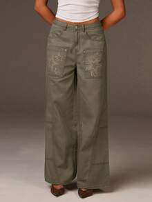 Athîral Denim Women's Minimalist Daily Wear Pentagram Pattern Jeans Studded Cargo Jeans - Khaki - View 2