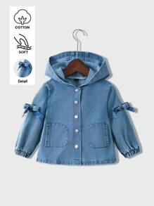 女童浅蓝色水洗休闲宽松牛仔外套，带口袋和蝴蝶结设计，可爱百搭，适合日常穿着，简约时尚。 - 中等水洗藍 - 查看 1