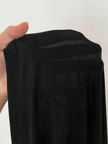 Rustia Áo thun dài tay cổ tròn cổ rộng thu đông cho nữ, cổ khoét sâu, cổ rộng đính hạt, dây rút, dáng ôm, phong cách cổ điển gợi cảm, tối giản, thanh lịch - màu đen - Xem 9