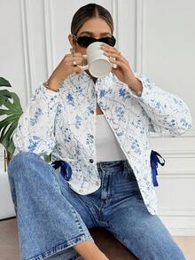 SHEIN Frenchy Women's French Casual Contrast Trim Blue And White Floral Print Long Sleeve Pocket Single-Breasted Casual Winter Coat Women Hot Selling Fashion Autumn Artwork Print Design Casual Commuter Ladies Long Sleeve Cardigan With Fro , Women Quilted Long Sleeve Coat, Warm Quilted Coat, Elegant Coat, Contrast Quilted Long Sleeve Coat, Fall Women , Winter Women, All-Season, Winter For Women, Casual Office Women, French Style , Business Casual Woman, Elegance, Commute, Minimalist, Office, Old Money, Simple, For Daily Wear, National Day, New Year Women's - Blue and White - View 3