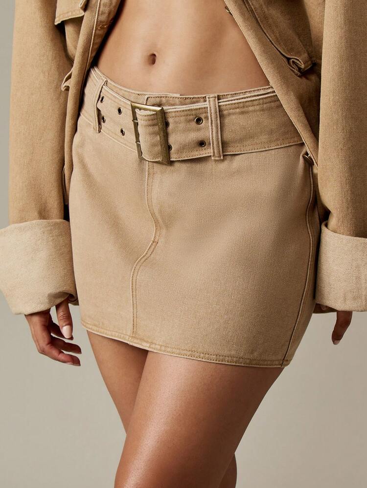 MISSGUIDED High Rise Mini Denim Skirt With Wide Belt Vintage Inspired Y2K Fashion Classic Retro Style Autumn Winter Streetwear Mini Skirt With Utility Pockets