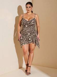 SHEIN BAE Große Größen Damen Sommer Leopard Muster asymmetrisches Trägerkleid, elegantes sexy Kleid geeignet für den täglichen Weg zur Arbeit, Urlaub, Sommer, Modekleid für Junge, Y2K Bombshell Kleid, Strandurlaubs-Kleid, Abschlusskleid, Geburtstags-Kleid, Partykleid - Aprikosenfarben - Übersicht 2