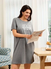 Doze Lane 大码休闲字母印花圆领短袖睡裙，Moo Moo睡衣 - 灰色 - 查看 3