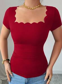 Selianne Nueva camiseta de mujer de manga corta con cuello cuadrado, dobladillo ondulado negro y fruncido lateral, versátil para el verano - Rojo - Ver 5