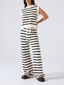 LYSMO 2025 Women Minimalism Black And White Striped Autumn Casual Everyday Contrast Knit Vest And Pants 2 Pieces Set Stockholm Style Business Outfits - Black and White - View 5