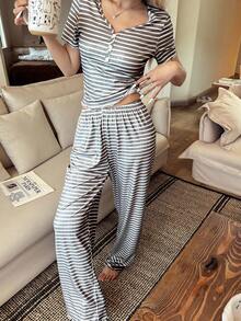 SHEIN 女士V领纽扣装饰针织休闲条纹印花睡衣套装女士睡衣套装条纹睡衣套装条纹休闲套装两件套睡衣套装两件套睡衣套装 - 深灰色 - 查看 5