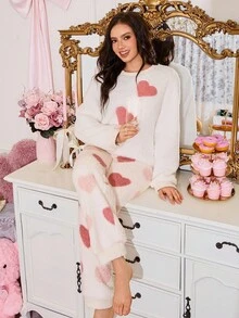 SweetSlumber Women's Cute Ins-Style Contrast Color Heart Soft Plush Pajama Set Cute Lounge Set Heart Pajama Set Cozy Sets Women, Fall/Winter Clothes, Fluffy