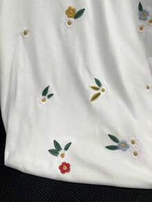 Resyla T-shirt décontracté à col rond avec broderie florale pour grandes tailles