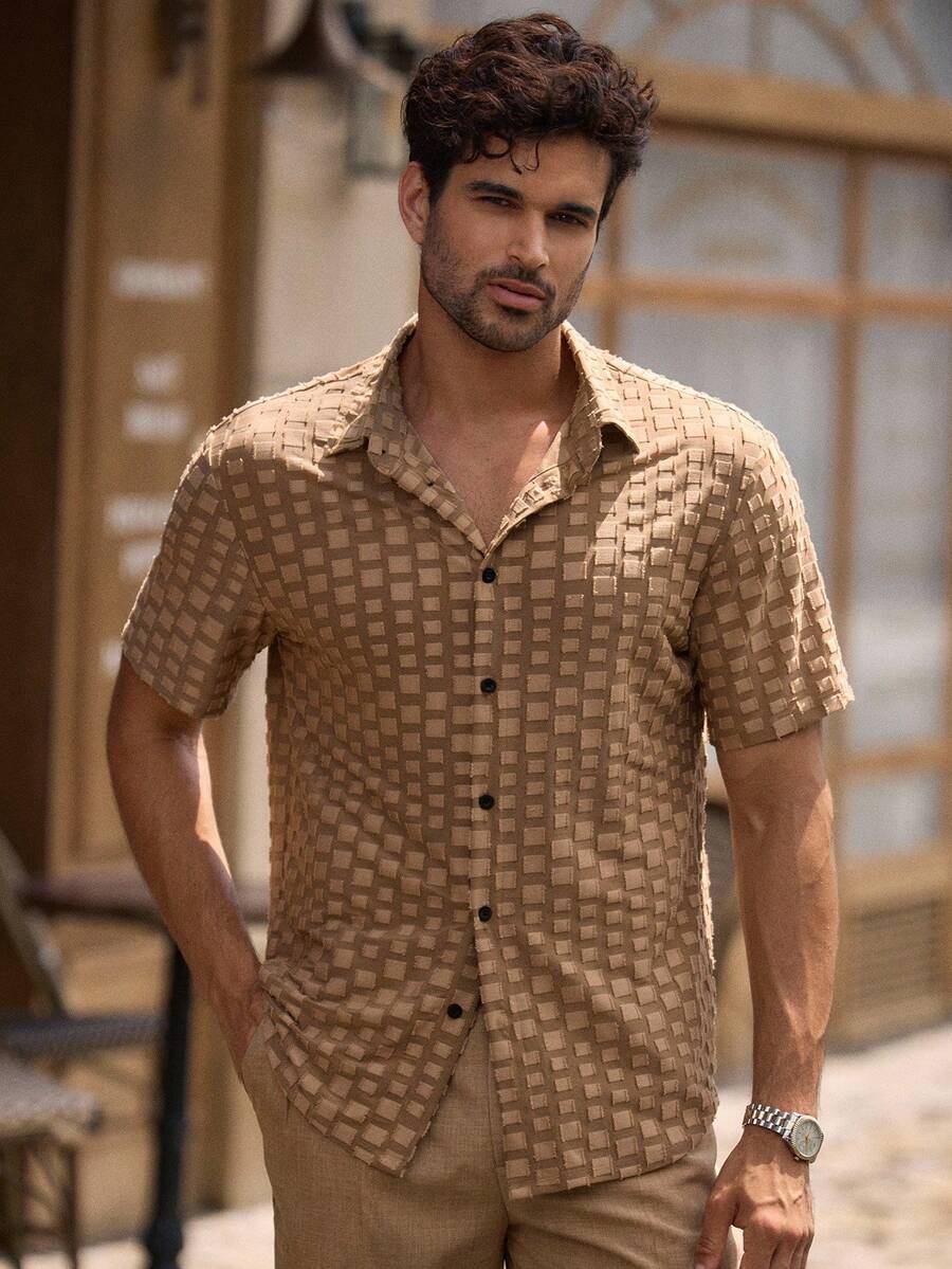 Manfinity VCAY Men's Jacquard Cutout Short Sleeve Shirt - Khaki - View 1