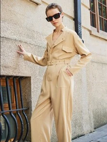 Lumivelle 女式休闲纯色翻盖细节扣带半纽扣连体裤，春秋 - 卡其色 - 查看 5