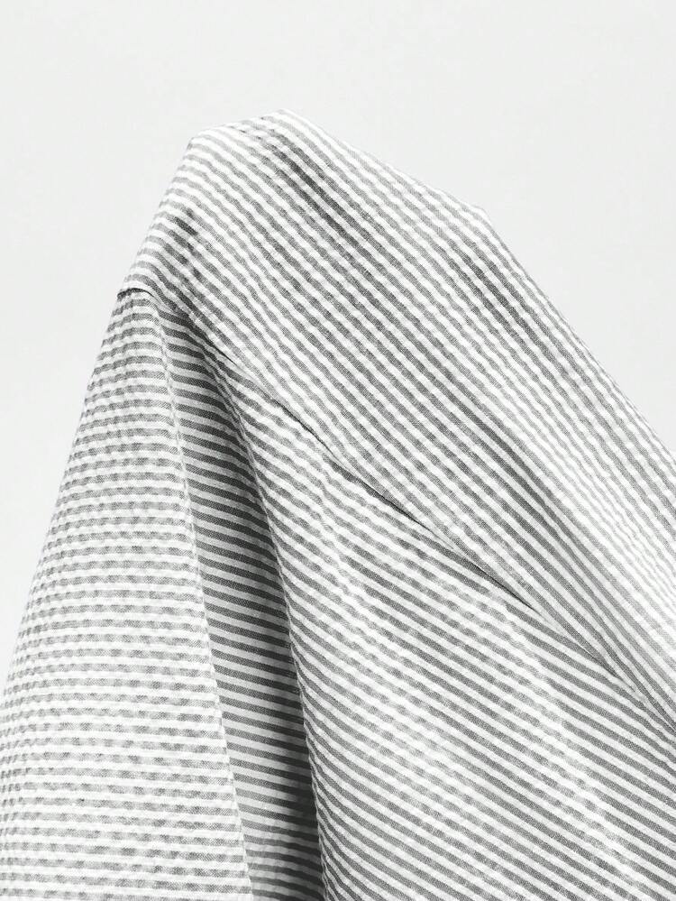 SHEIN Maija 2025 Autumn/Winter Striped Single-Breasted Waist Floral Hollow Pocket Casual Sleeveless Shirt Dress, Modern Elegant Urban Romantic Dignified Simple Vintage Style, Suitable For Wedding Guest, Birthday, Halloween, Business Casual, Office, Date, Party, Christmas, New Year Low-Key And Durable Basic Style, All-Match And Suitable For Everyone, Street Fashion Wear, Coffee Shop Wear, Relaxed Wear All-Season Beach Clothing, Bohemian Style Vacation Wear, All Season  Ins Celebrity Same Style Vacation Style