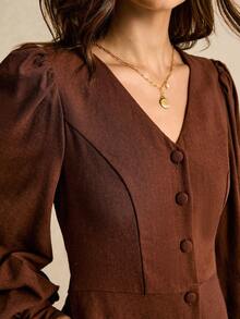 Poéselle 女式纯色V领泡泡袖前扣优雅中长连衣裙 - 棕色 - 查看 3