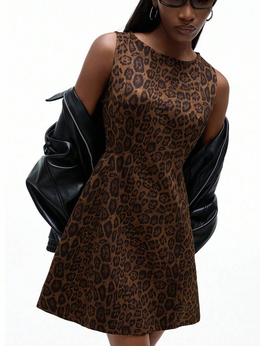 GENKIRA 棕色麂皮豹纹面料复古设计感圆领时尚优雅性感修身休闲百搭无袖长裙女 - 彩色 - 查看 1