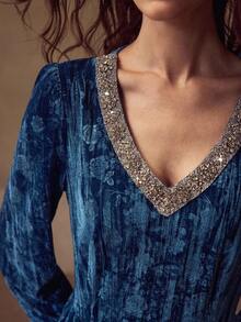 MOTF PREMIUM V-NECK RHINESTONE VELVET JACQUARD DRESS - Blue - View 1