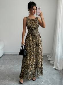 Rafferiza 女式优雅豹纹网眼圆领褶饰腰部抽绳 A 字形无袖长裙 - 卡其色 - 查看 3