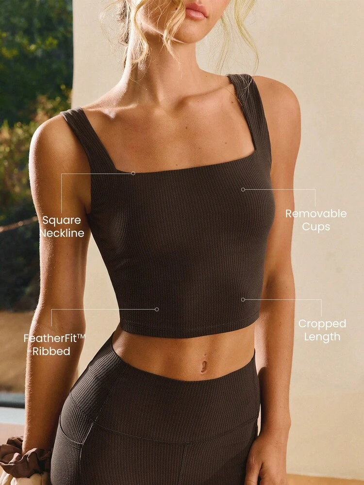 FeatherFit™ gerippter Flex Soft Quadratischer Ausschnitt Sport-BH für geringen Aufprall, Yoga, Pilates, Studio und täglichen Lässig Wear, abnehmbare Cups