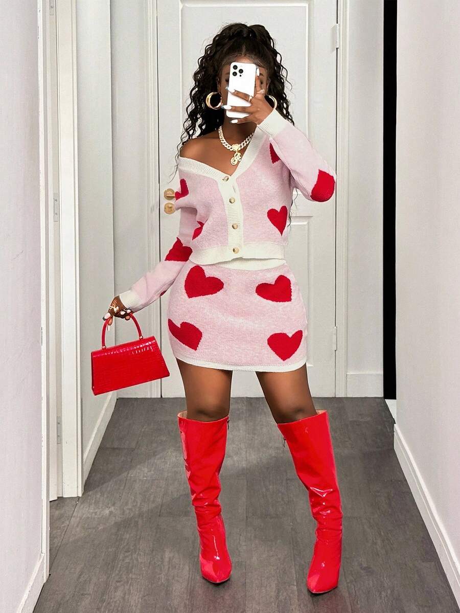 BamGleam Bộ áo len nữ ngày lễ tình nhân Love Kiss hình trái tim màu đỏ Cupid Bộ áo len cài nút tương phản Cardigan Nửa chân váy Đơn giản gợi cảm bó sát thường ngày - Đỏ và trắng - Xem 1