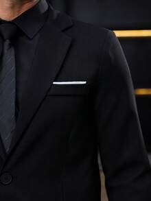 Calvornis 1套男士商务休闲单排扣西装外套和裤子，披肩领设计，更显时尚层次，适合通勤、商务、派对和宴会。这套西装是男士衣橱中不可或缺的百搭单品，也是送给男朋友或老公的绝佳礼物。 - 黑色 - 查看 7