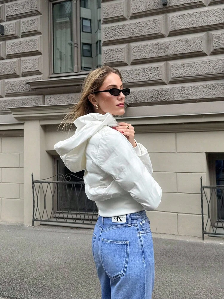 Wintermantel mit Kontrastpaneel und Reißverschluss-Kapuze