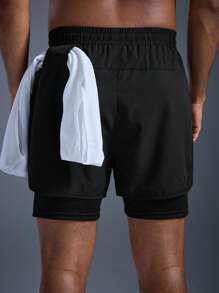 DRIFTMERE 男士轻便速干印花字母抽绳休闲短裤，适合运动、日常穿着、春夏季节度假穿着。这款男士速干轻便短裤，弹性极佳，透气凉爽，适合健身房锻炼，是夏季休闲运动风的理想之选。 - 黑色 - 查看 3