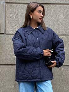 DAZY 女士纯色宽松长袖口袋翻领绗缝休闲加厚秋冬棉服外套 - 藍色 - 查看 4