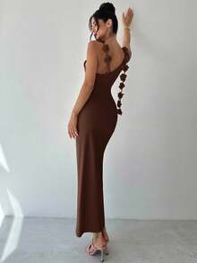 Firerie 女士夏季新款优雅浪漫迷人派对婚礼宾客毕业装杏色低胸不对称肩部无袖 3D 花卉丝带露背直筒连衣裙，适合返校、机场、外出 - 咖啡棕 - 查看 2