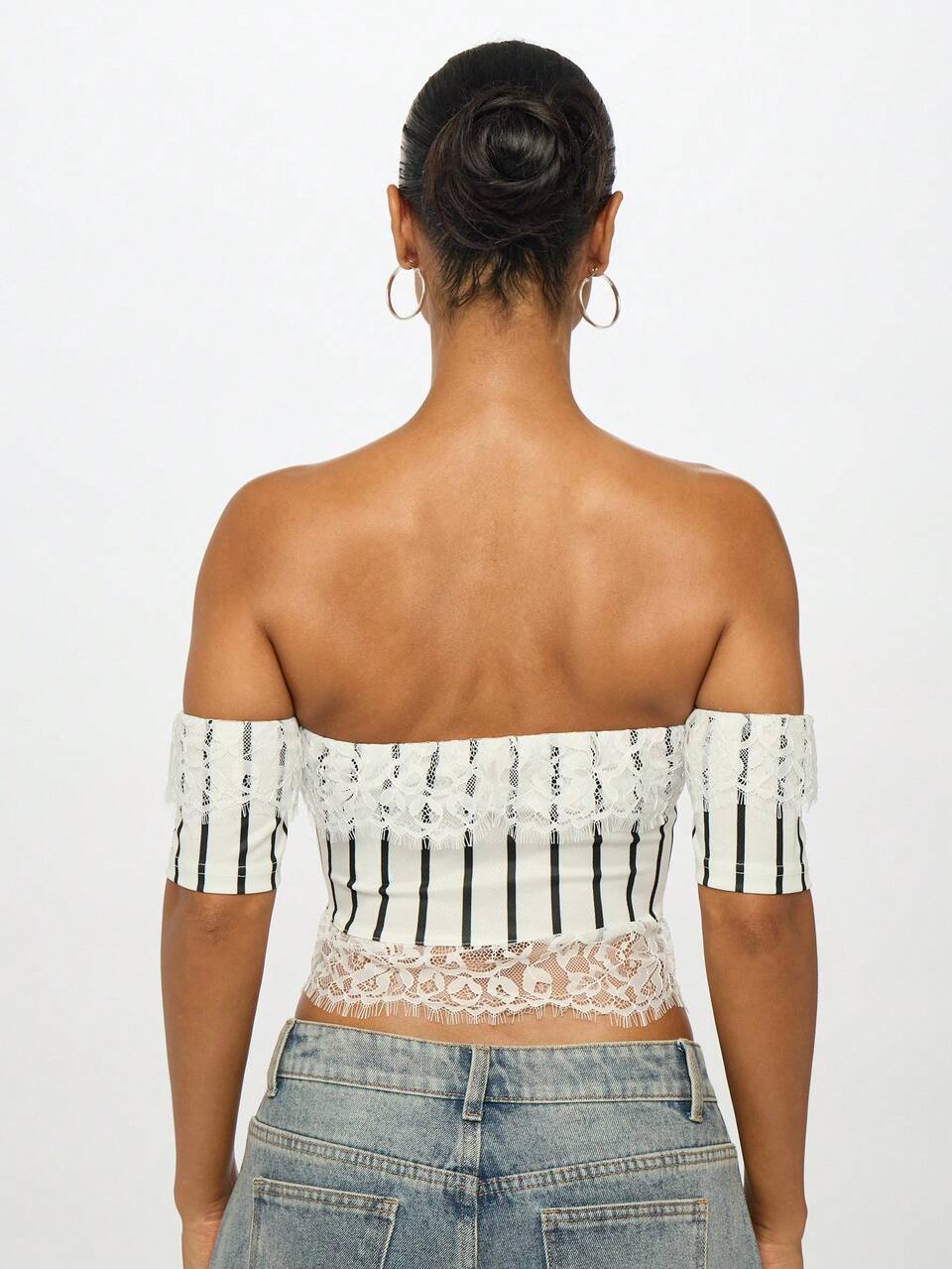 SUMWON WOMEN Striped Corset Top With Lace Trim And Piano Keys Design