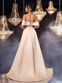 Glamrae Elegant Champagne Satin Strapless Formal Evening Dress, Luxury Dignified Pleated Waistline Bowknot High-Low Hem Train Wedding Gala Party Gown - Champagne - View 3