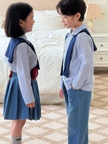 Genkimix Kids 3 件套年轻男孩休闲装：披肩领毛衣 + 条纹衬衫 + 水洗牛仔裤，秋季时尚造型 - 藍色 - 查看 4