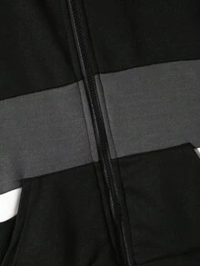 2 件男童户外休闲连帽夹克，黑白灰拼色，搭配松紧袖口裤，适合秋冬外出