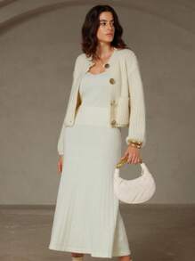 GENKIRA Set 2 pcs: Jaket Cardigan Longgar dan Rok Lipit Lembut - Krem - View 6