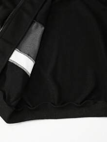 2 件男童户外休闲连帽夹克，黑白灰拼色，搭配松紧袖口裤，适合秋冬外出