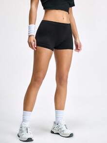 LOUNGEISTA Women's Shorts Mid Waist Elastic Boxer Shorts Seamless Panties Solid Boxer Briefs Under The Skirt Panties Comfy Female Underwear Lingeries Breathable Soft Skin-Friendly Traceless Underpants Flat Corner Pants - Black - View 5