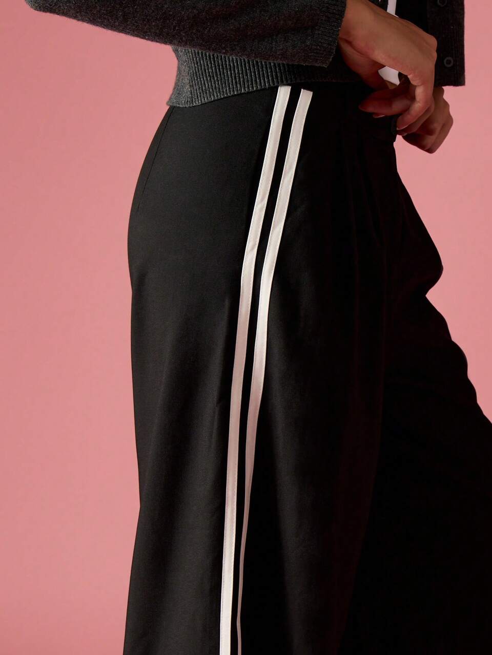 MISSGUIDED Dress Wide Leg Trousers With Side Stripes Pleated Waist Formal Office Business Career Elegant Winter Spring Fall Professional Occasion Bottom Wear