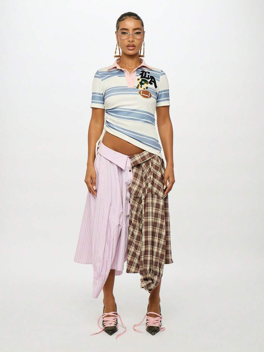 SUMWON WOMEN 足球徽章徽标短款 Polo 衫复古学院风大学队服蓝色条纹图案学院风春夏时尚 - 彩色 - 查看 1