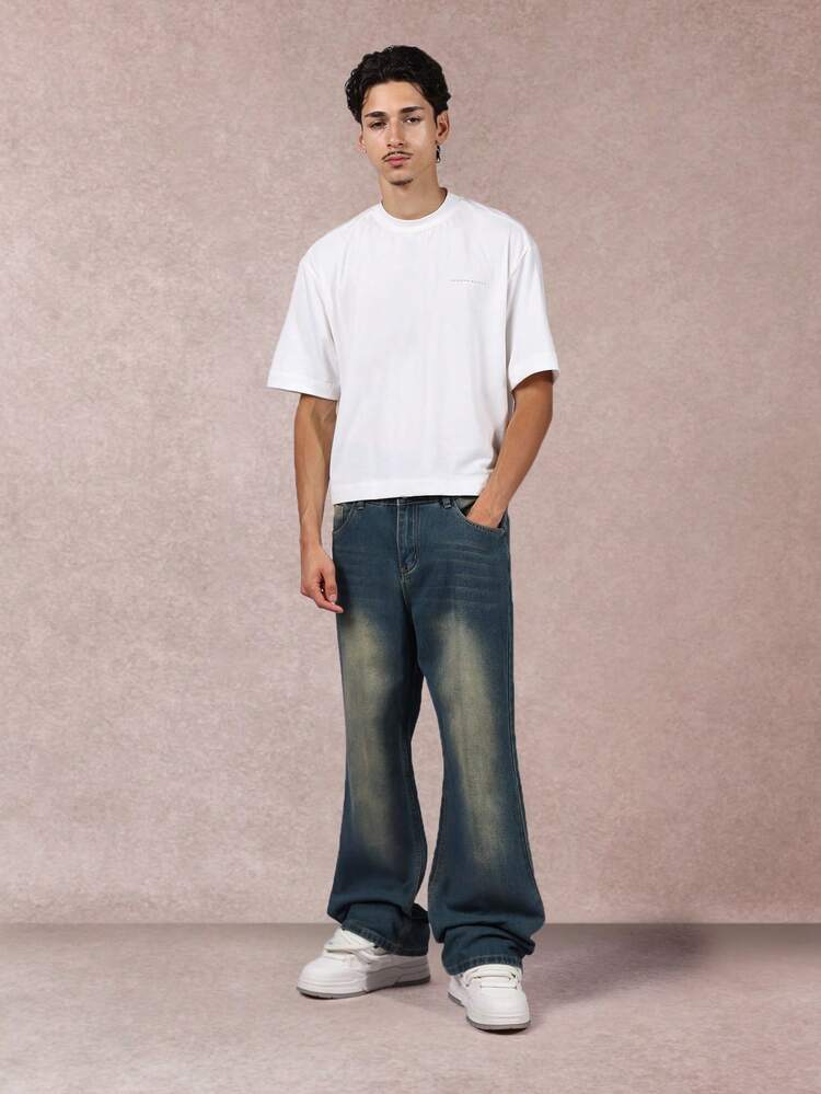 Ausgestellte Jeans im Vintage-Waschung-Stil mit weitem Bein