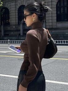 Livesso 女式纯色镂空紧身高领长袖毛衣秋季 - 棕色 - 查看 3