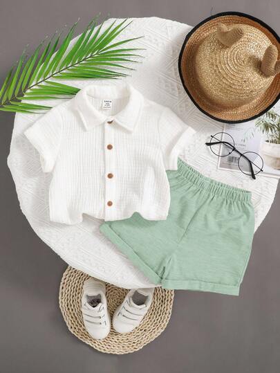 SHEIN 2 件套新生男婴夏季休闲纯色衬衫和短裤套装，适合生日派对、晚会、表演、婚礼、 1 个月庆祝、洗礼和 1 岁生日庆祝、迎婴派对、婚礼嘉宾、花童、戒指持有人