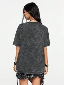 ROMWE Grunge Punk Y2K Vintage Distressed Oversized T-Shirt With Rhinestone Embellished Butterfly Wing Print - Dark Grey - View 3